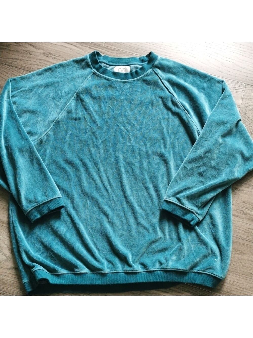 Aerie velour soft oversized women's sweater. Aquamarine. Size small. EUC